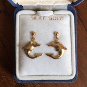 ✨14k Gold✨Dolphin Earrings
